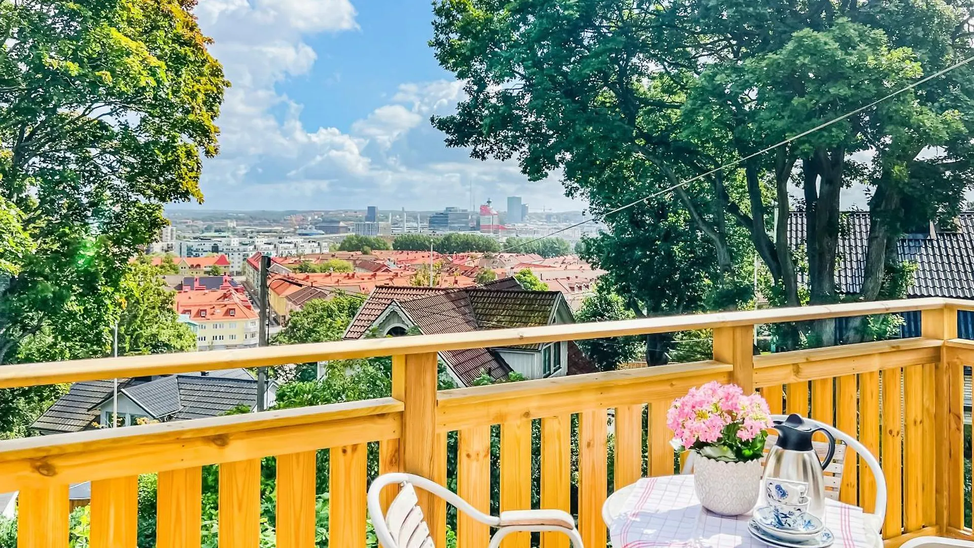 Apartment In House With View And Free Parking Gothenburg